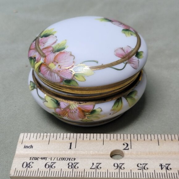 Vintage NIPPON powder box - Picture 1 of 10